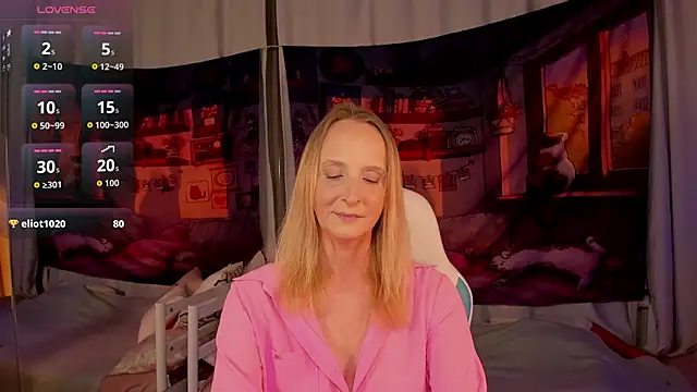 ScarlettPalmer online show from June 3, 10:38 am