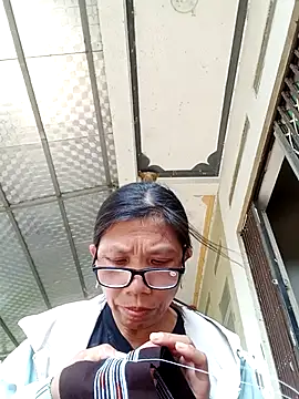 bella-la online show from December 21, 7:23 am