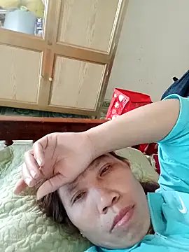 bella-la online show from February 17, 8:02 am