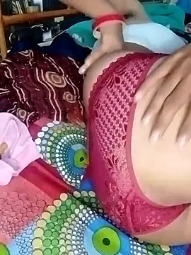 hot couple 000 online show from February 16, 4:18 pm