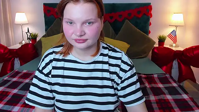 babyyullii online show from February 17, 5:40 am