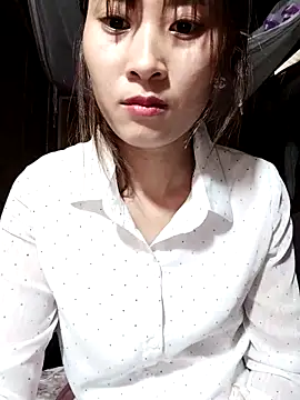 Em xinh01 online show from March 21, 8:19 am