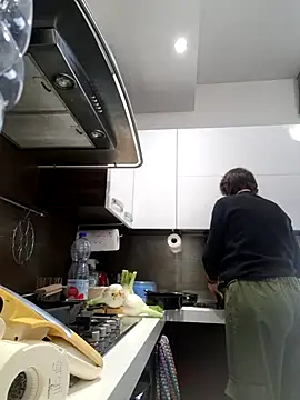 Piediniecollant online show from March 2, 11:17 am