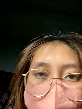 Beauty in online show from November 18, 3:35 pm