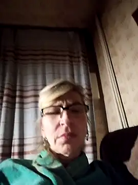 Georgette466 online show from December 1, 9:50 pm