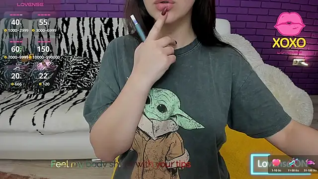 GlowMimi online show from March 14, 5:03 pm