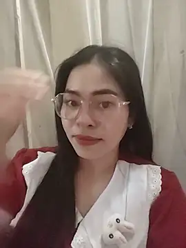 Bamboo-niee123 online show from May 13, 1:44 am