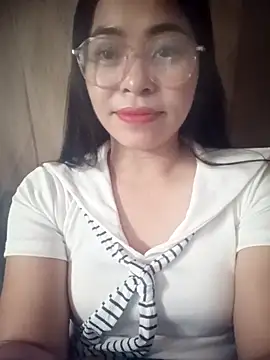 Bamboo-niee123 online show from May 20, 1:57 am