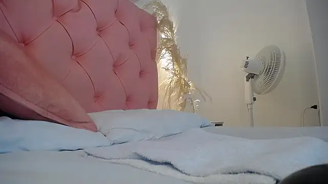 victoria 243 online show from December 5, 10:27 am