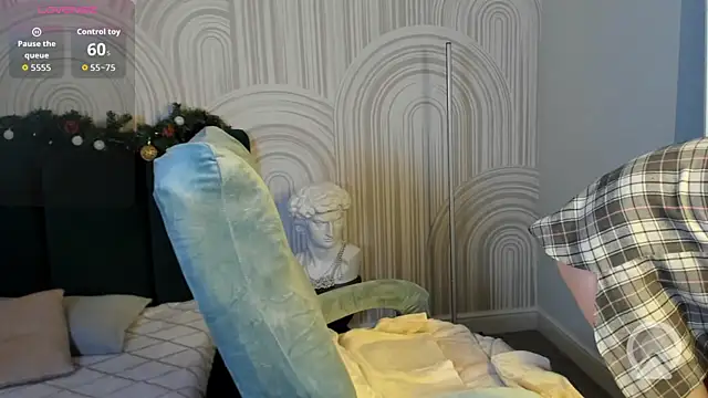 R I N A online show from January 7, 1:09 am