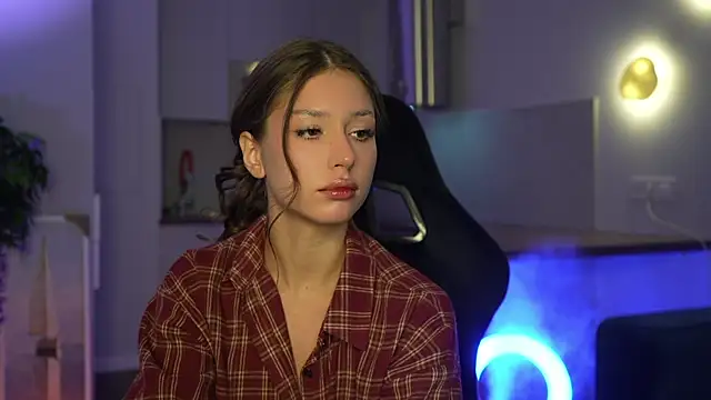 Cleose online show from January 15, 7:14 am