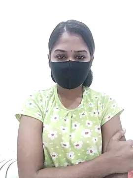 Green LaDY66 online show from November 7, 1:55 am