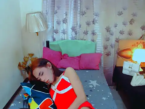 EXOTICGEORGINA online show from January 6, 5:49 pm