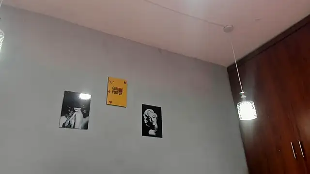 sexynova 93 online show from April 10, 7:42 pm