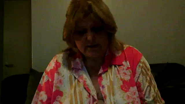 Sylviastar46 online show from February 23, 9:03 pm