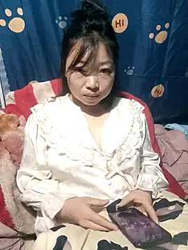 julybe online show from November 23, 3:03 pm