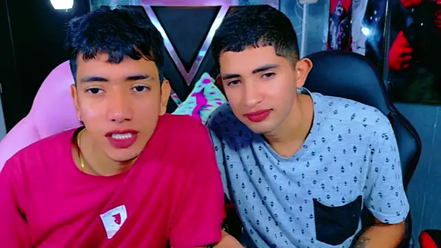 darwinandbrayann online show from November 19, 9:15 pm