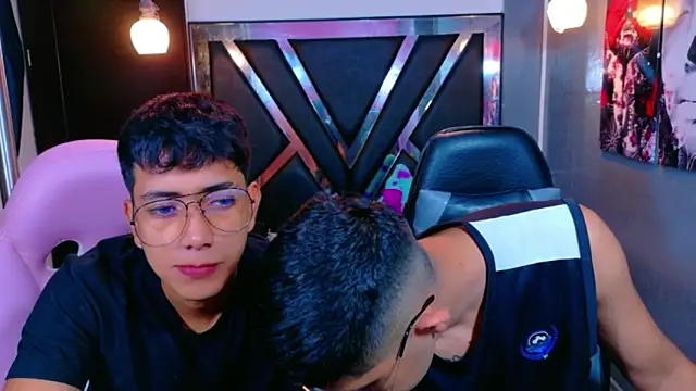 darwinandbrayann online show from January 9, 8:13 pm