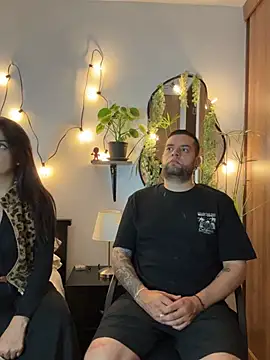 MailynAndNick online show from May 28, 2:09 am
