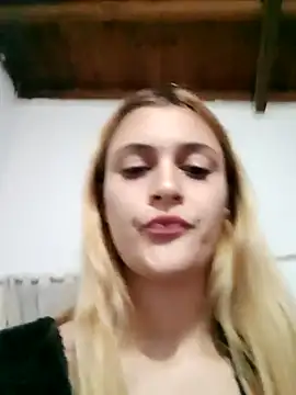 larubia arg online show from May 2, 3:43 am
