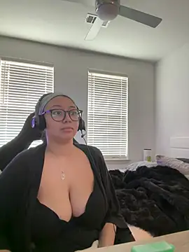 minha baby online show from April 25, 11:57 pm