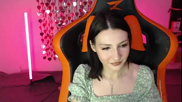 honbliss online show from January 12, 1:55 am