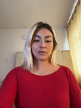 Elina Hills online show from February 1, 7:12 pm