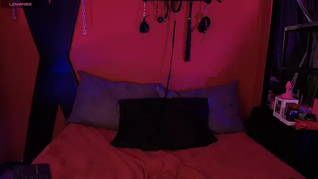 Valk submissive online show from November 16, 4:47 am