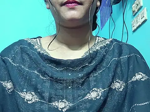 Nancy queen001 online show from March 5, 6:15 pm