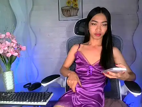 queensilver online show from January 10, 8:02 pm