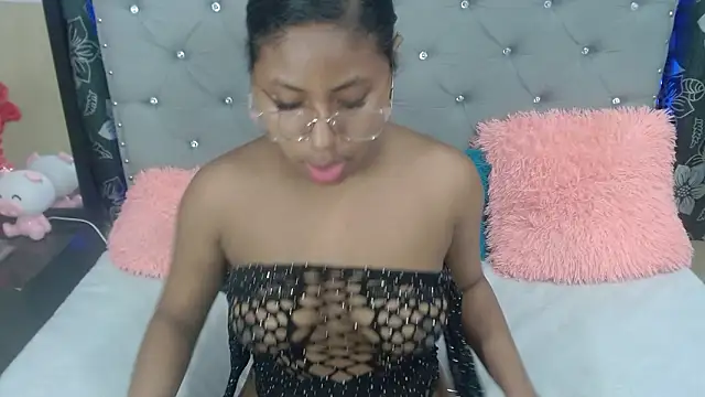 valentinavega18x online show from February 20, 6:26 am