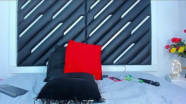 Samaraa Lee online show from January 5, 5:27 pm