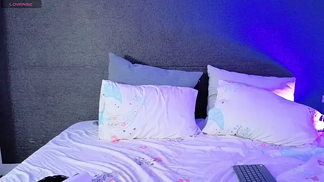 Ania rose online show from November 12, 8:07 pm