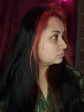 CurvyNoir online show from January 12, 4:01 pm