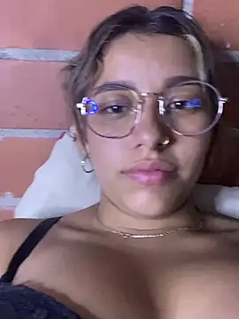 liahot69 online show from March 13, 3:19 am