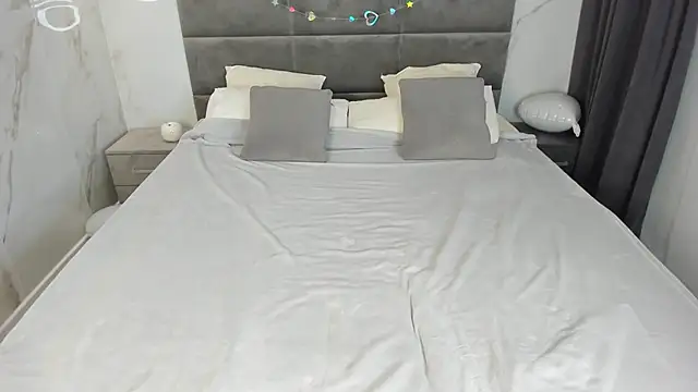 bbwsexis online show from April 6, 9:21 am