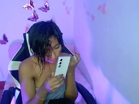 Samanta 777 online show from November 13, 4:33 am