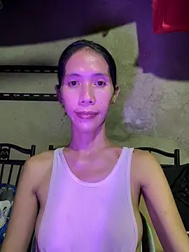 bellaUtops online show from April 8, 3:03 pm