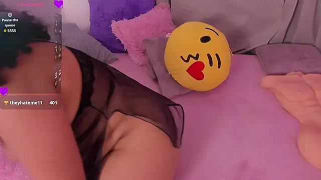 alanaa gomezz online show from November 21, 7:27 pm