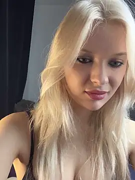  ScarlettSky  online show from November 3, 10:14 pm