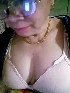 small-house123 online show from February 14, 2:30 pm