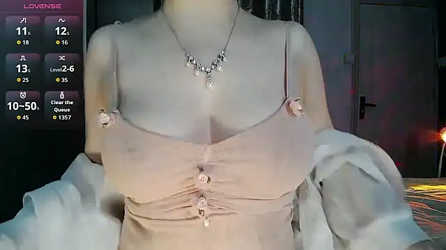 xxx719042 online show from March 27, 5:20 am