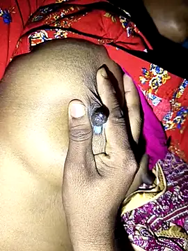 pooja-capal81 online show from February 23, 11:48 pm