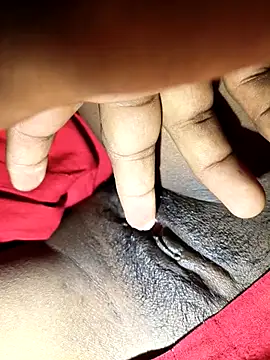 pooja-capal81 online show from April 15, 5:35 pm