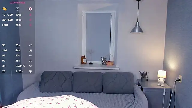 EvaStar1ight online show from April 11, 8:45 pm