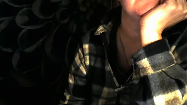 Jillian Jane online show from February 6, 7:28 pm