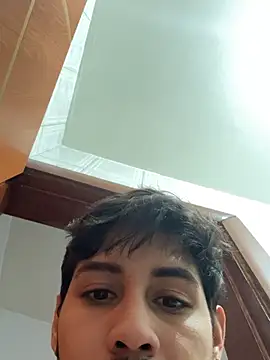 meninadeparis online show from April 6, 7:59 pm