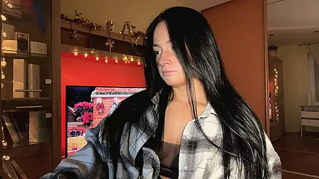 messystasy online show from December 14, 2:23 pm