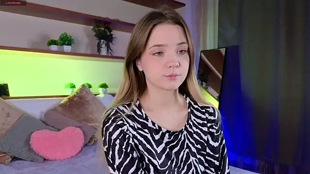 JeanToh online show from April 21, 3:08 pm