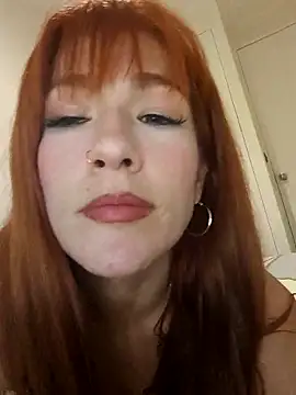 Xeena  online show from April 10, 7:53 pm